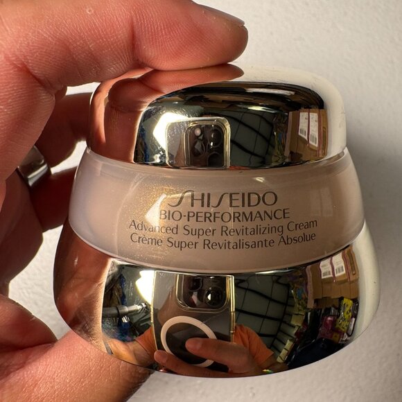 Shiseido Bio Performance Revitalizing Cream - Picture 2 of 11